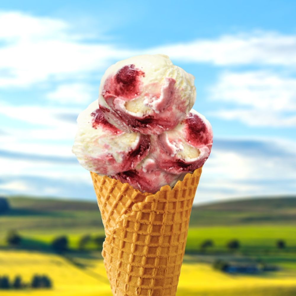 ice cream strawberries and cream